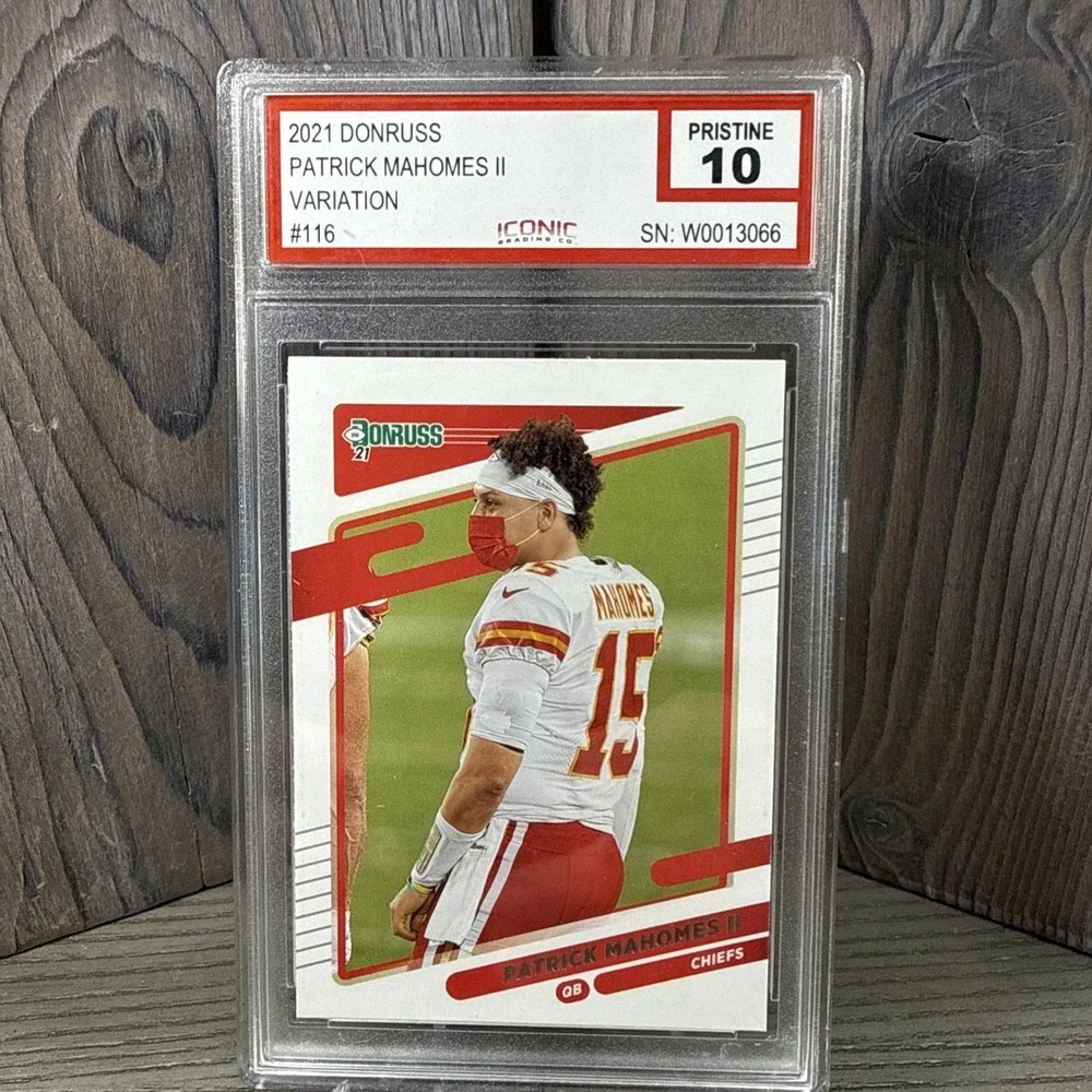 2021 Panini Donruss Photo Variation Patrick Mahomes‎ II #116 Pristine 10